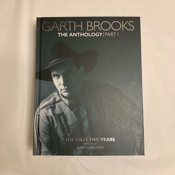 Garth Brooks The First Five Years Book and CDs - Picture 3 of 4